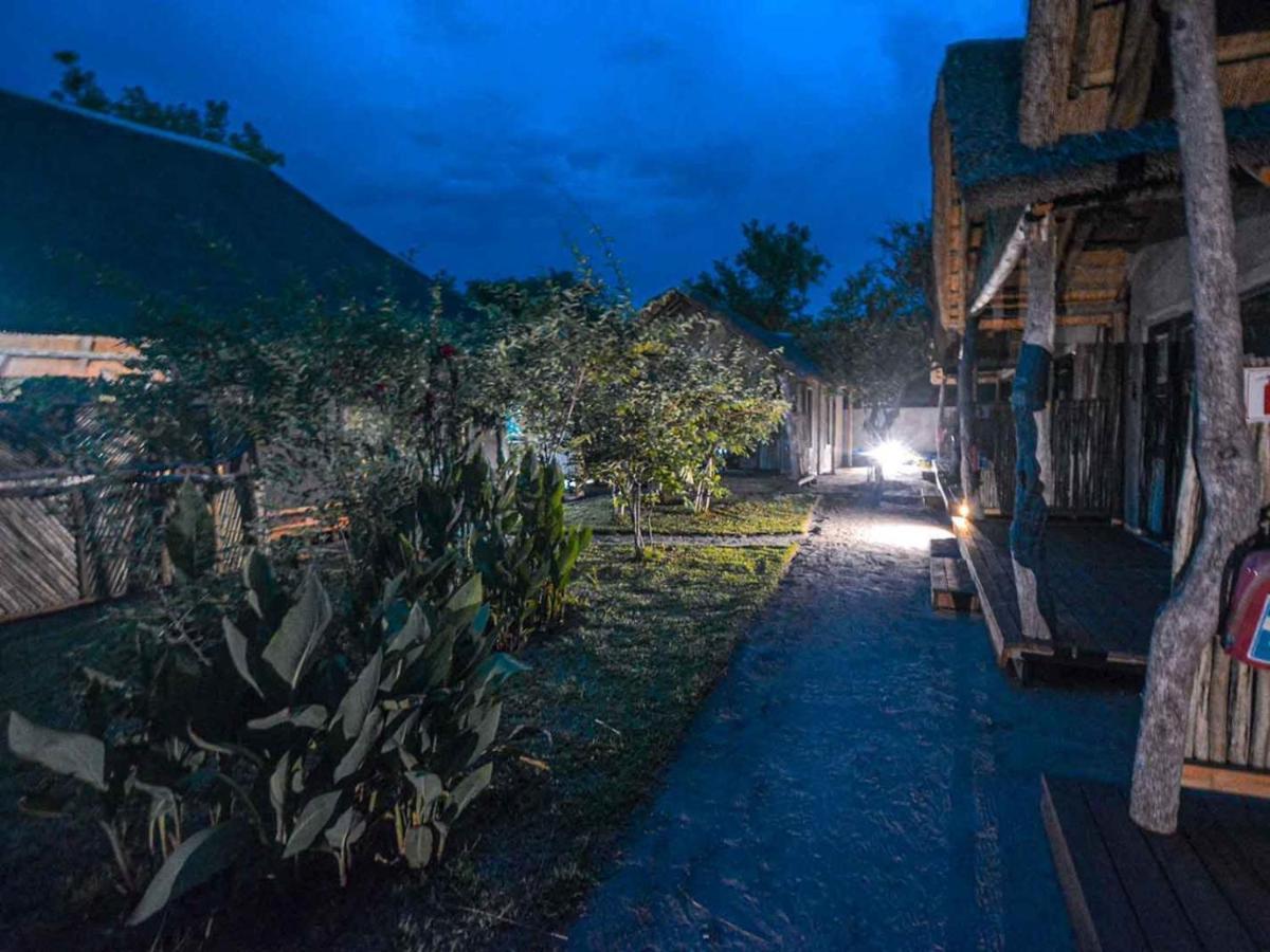 African Excursions Guest House Khwai Buitenkant foto